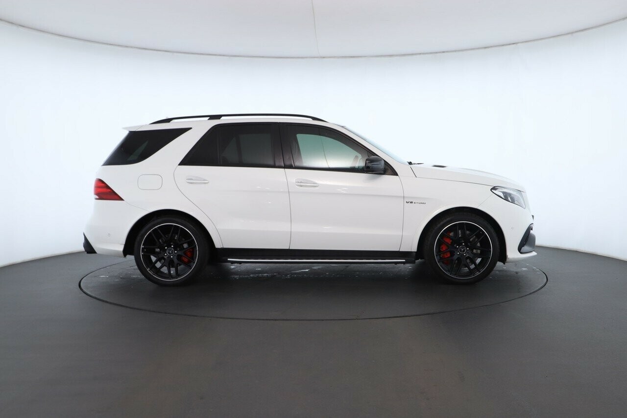 Mercedes Benz Gle-class image 3