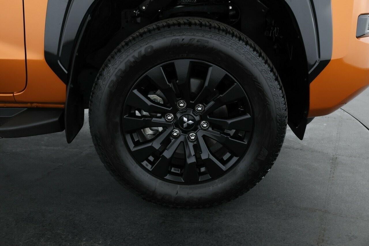 Mitsubishi Triton image 4