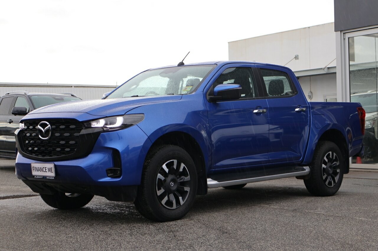 Mazda Bt-50 image 3