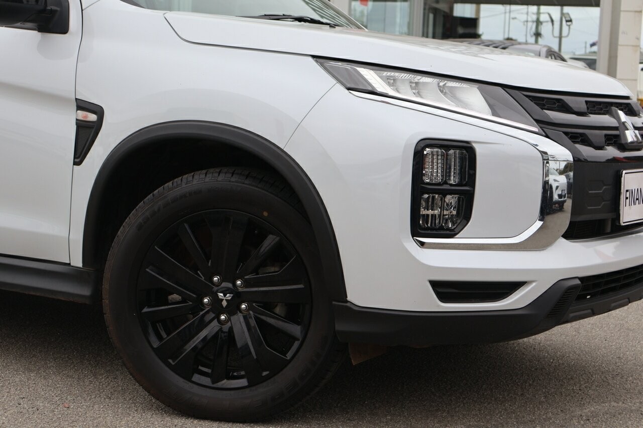 Mitsubishi Asx image 2