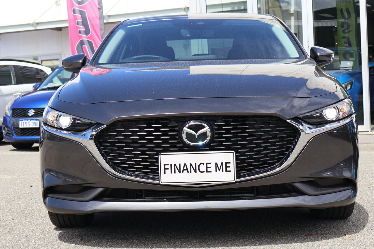 Mazda 3 image 3