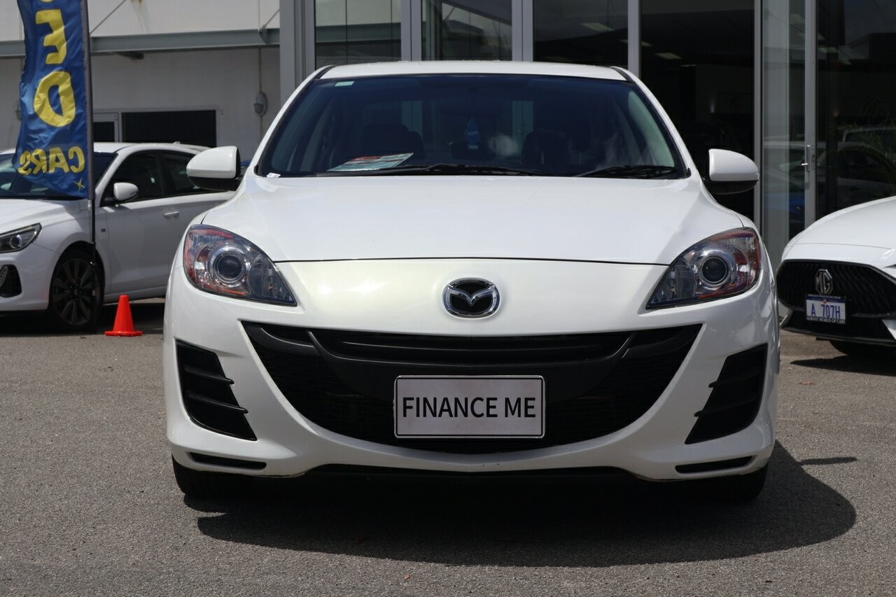 Mazda 3 image 3