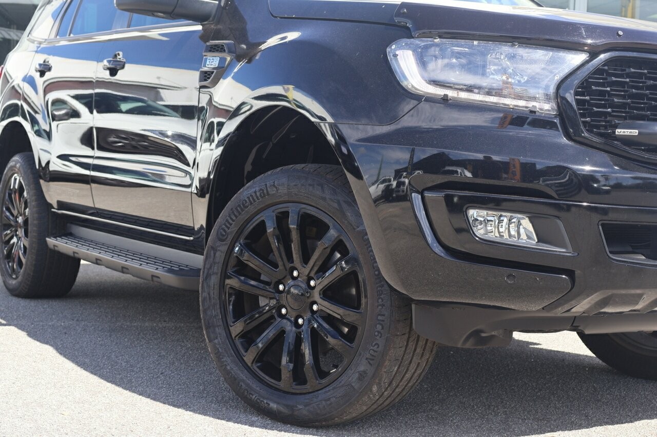 Ford Everest image 2