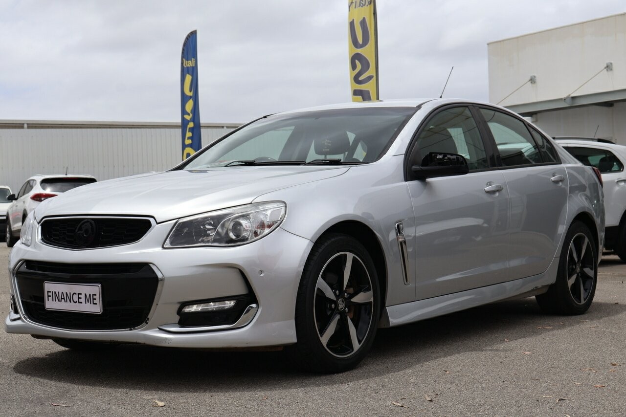 Holden Commodore image 4