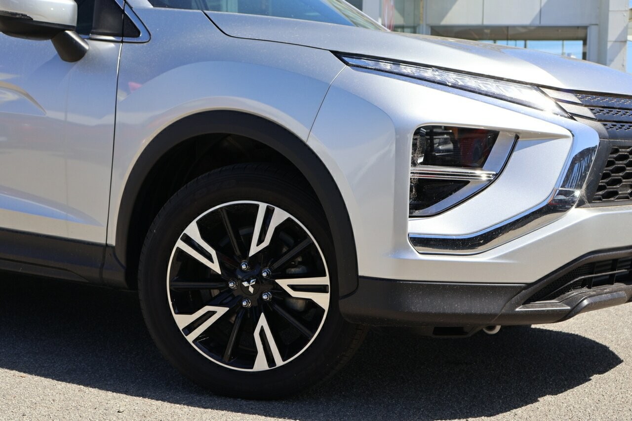 Mitsubishi Eclipse Cross image 2