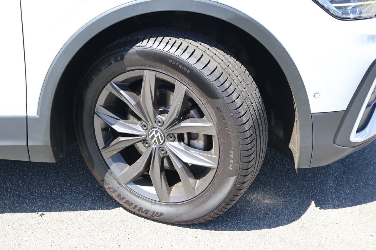 Volkswagen Tiguan image 2