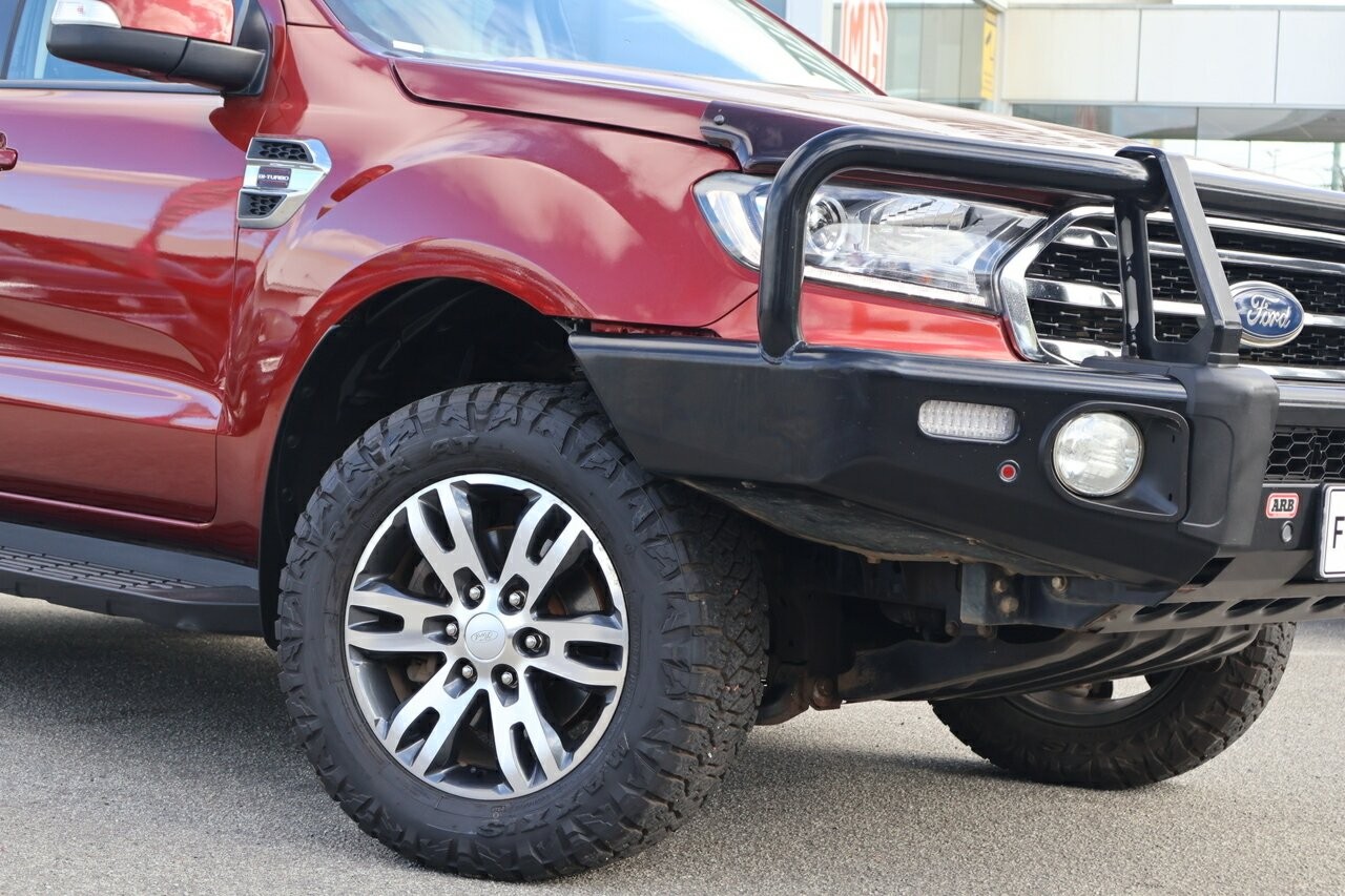 Ford Everest image 2