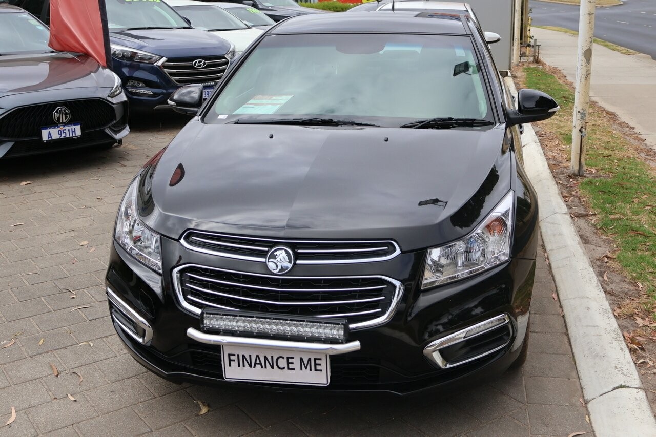 Holden Cruze Z-series image 1