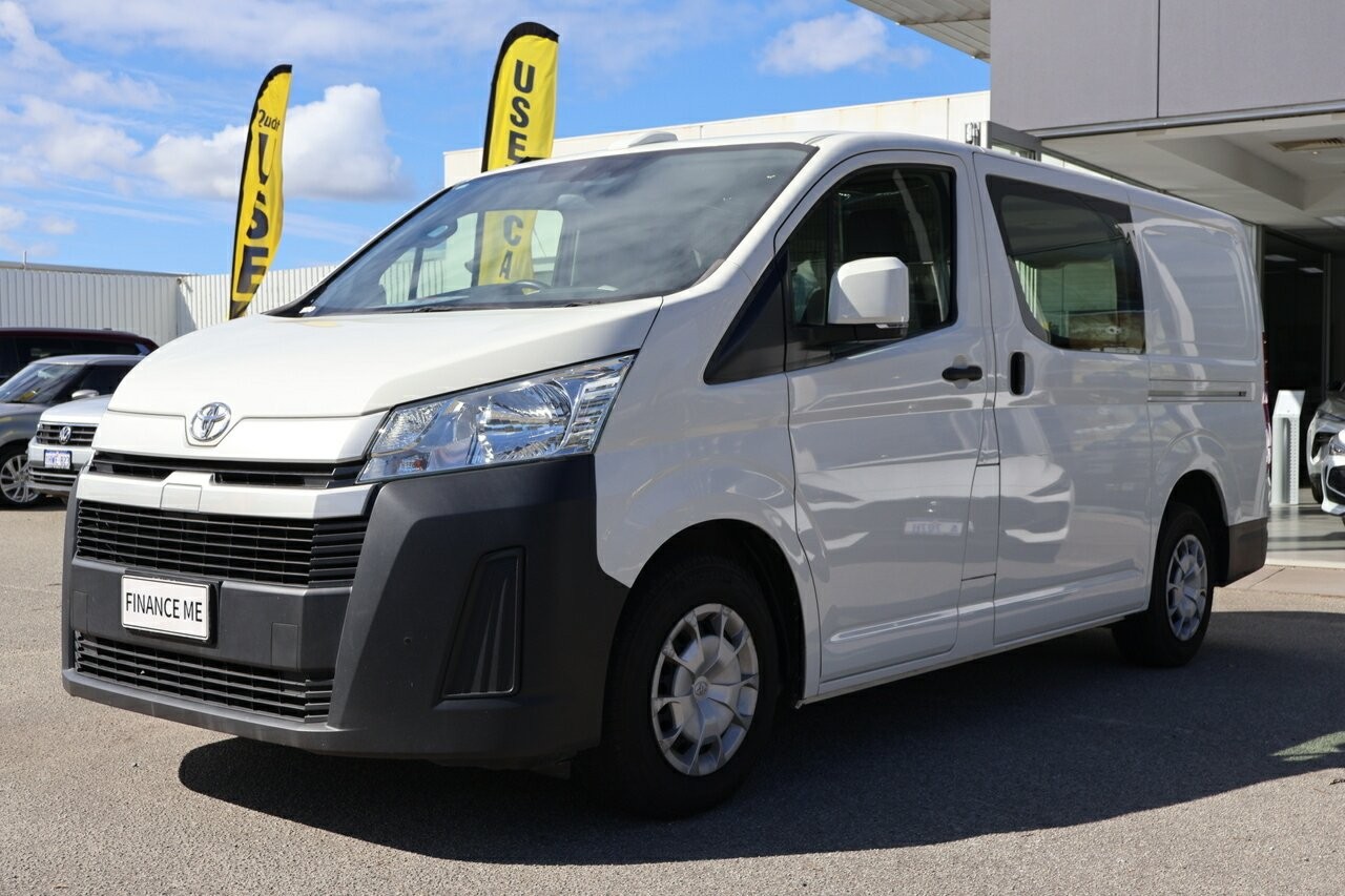 Toyota Hiace Dsl Lwb Van A/t Base image 3