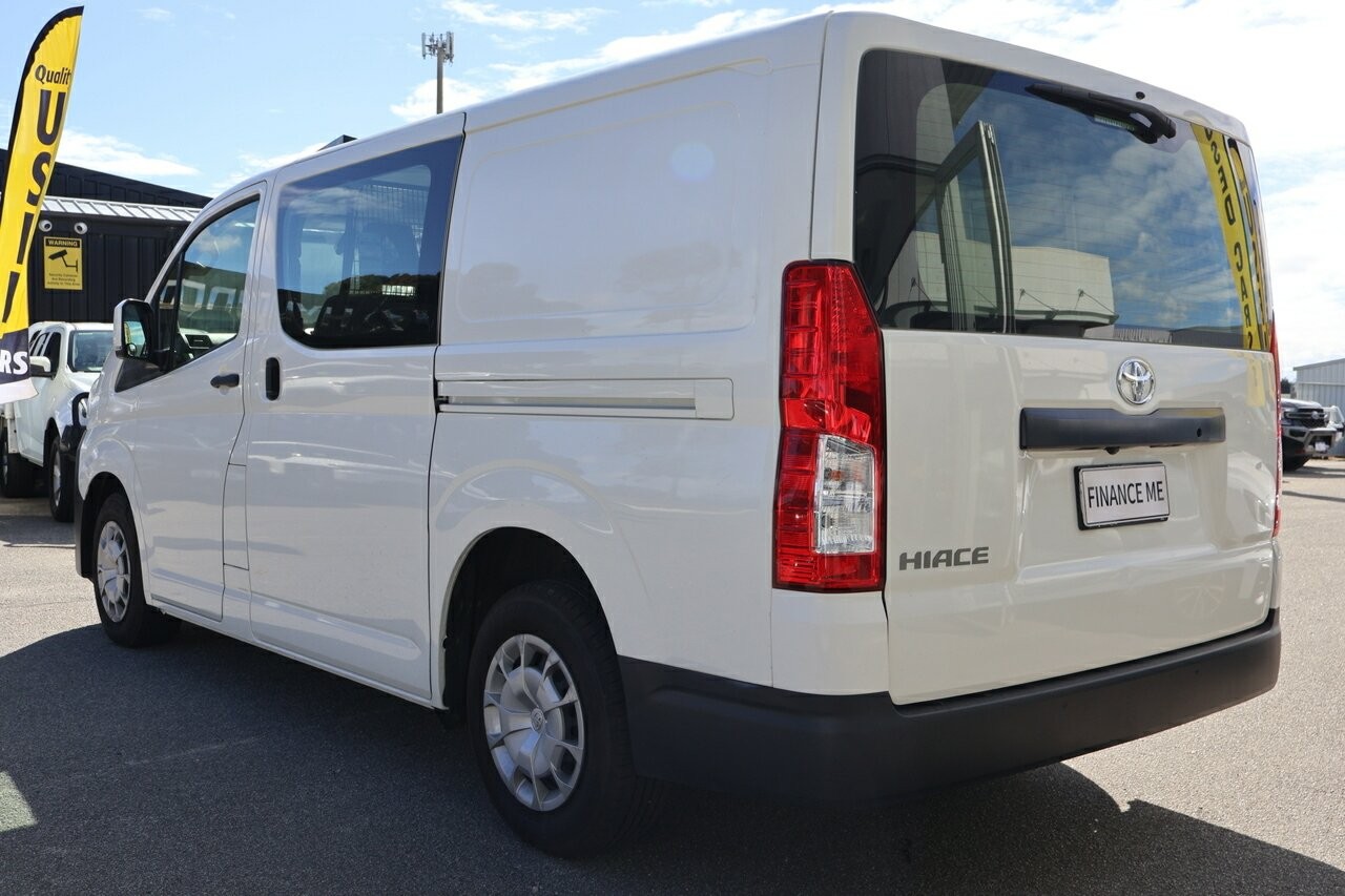 Toyota Hiace Dsl Lwb Van A/t Base image 4