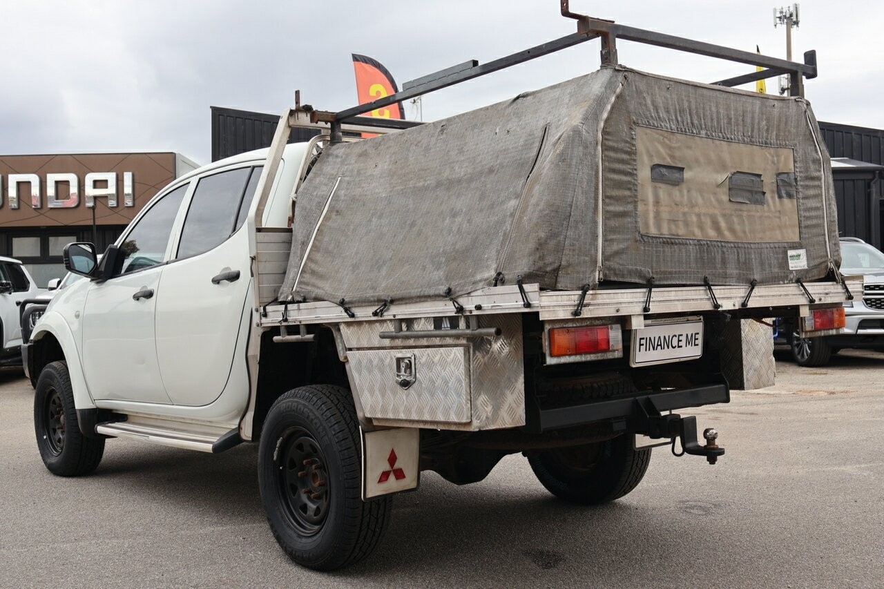 Mitsubishi Triton image 4