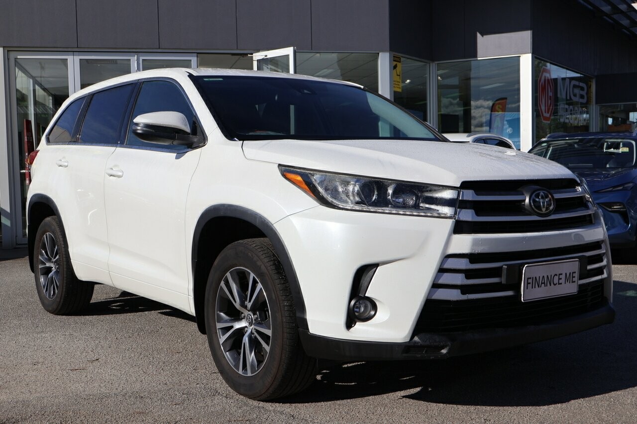 Toyota Kluger image 1