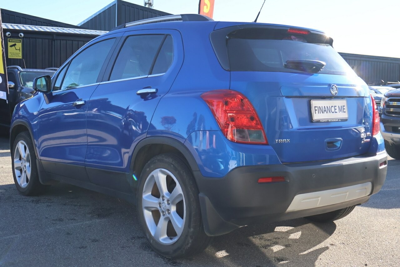 Holden Trax image 4