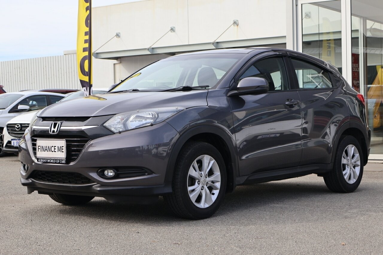 Honda Hr-v image 2