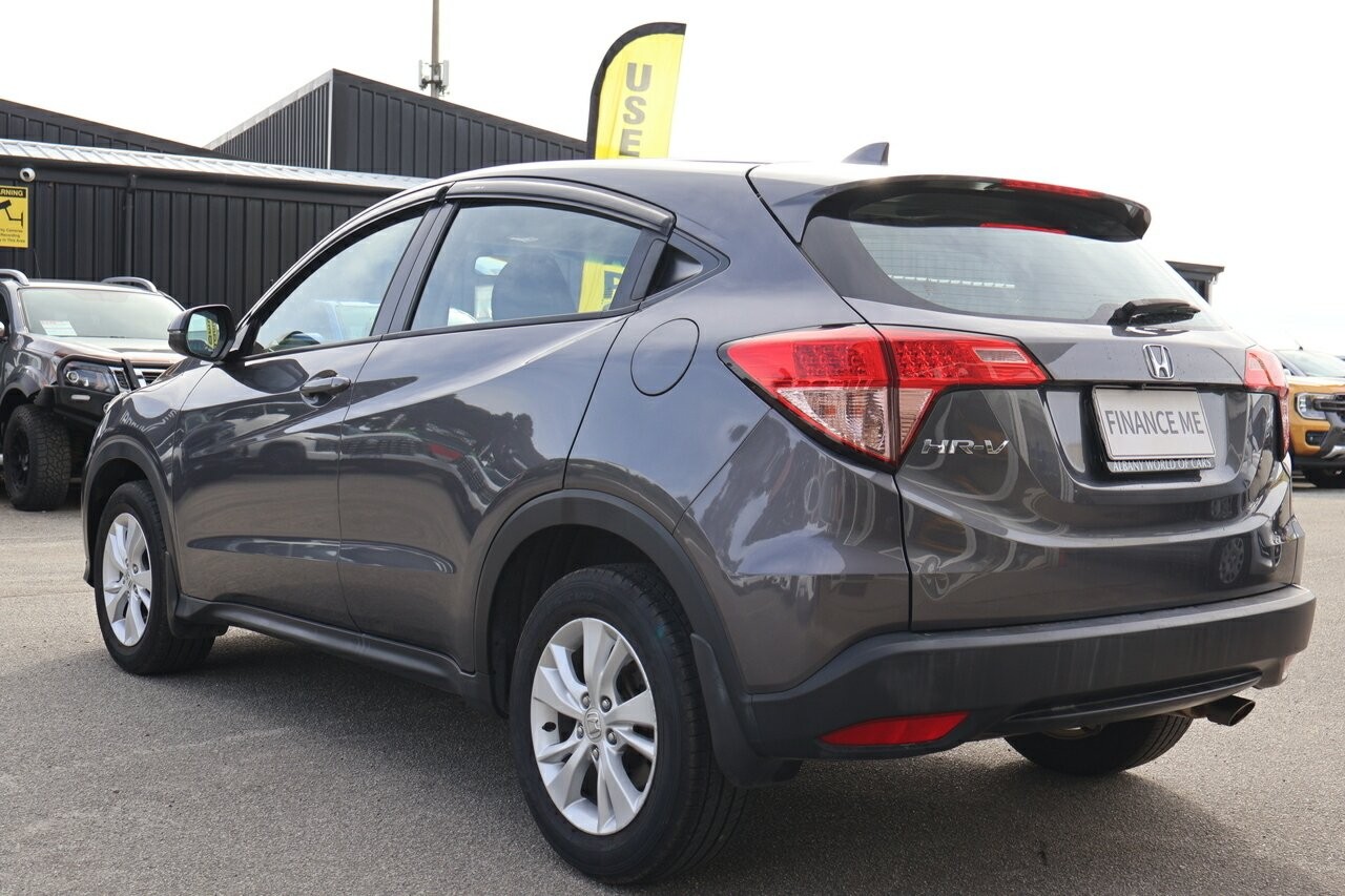 Honda Hr-v image 4