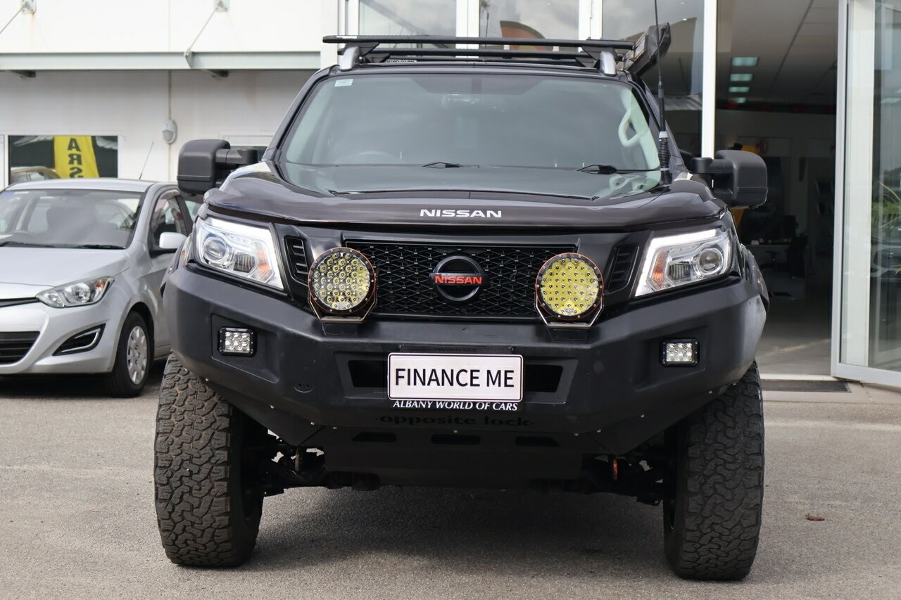 Nissan Navara image 3