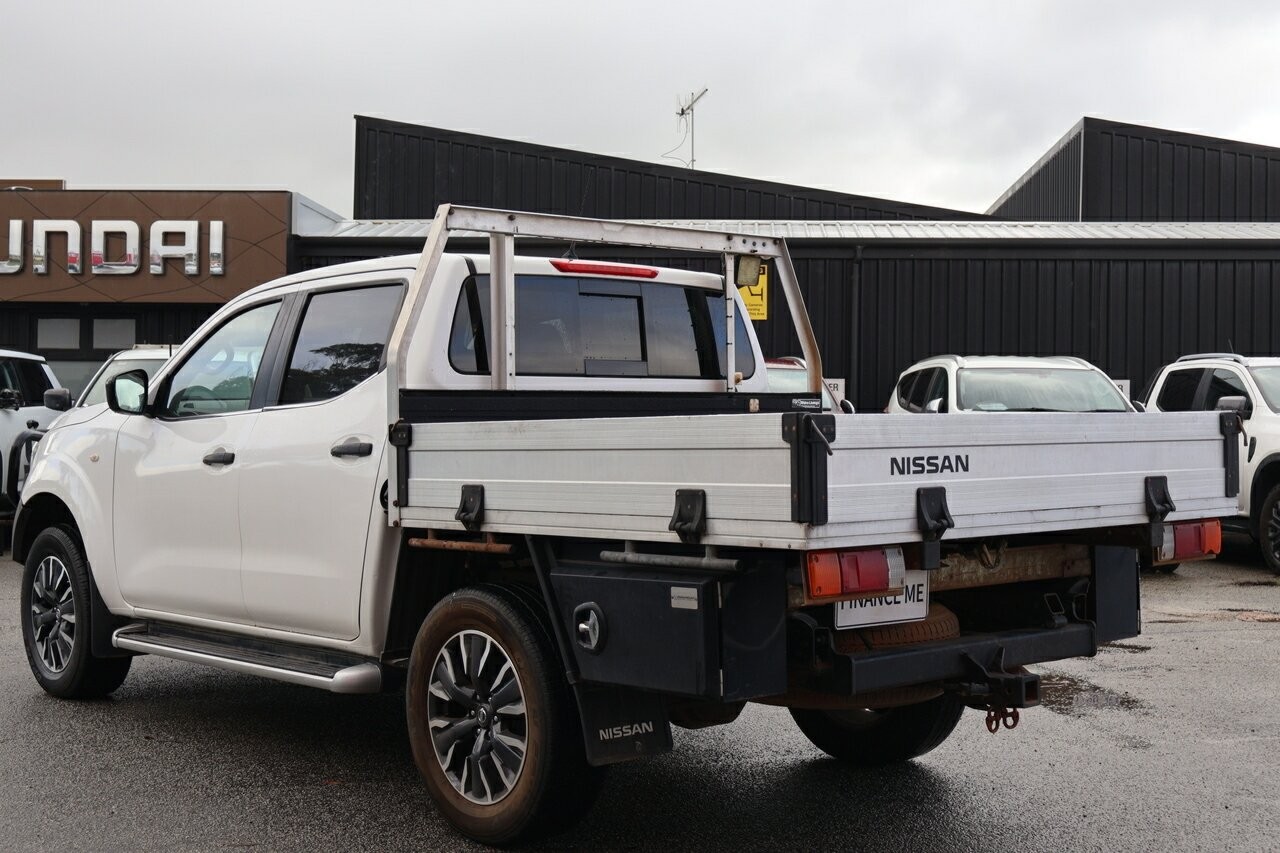 Nissan Navara image 4