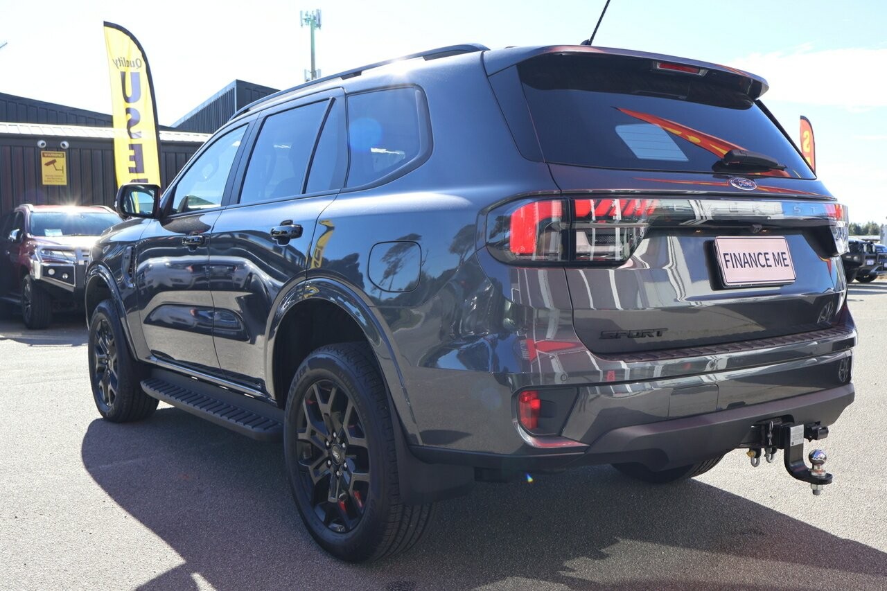 Ford Everest image 4