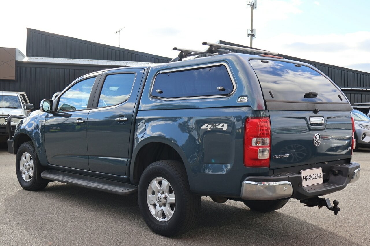 Holden Colorado image 4