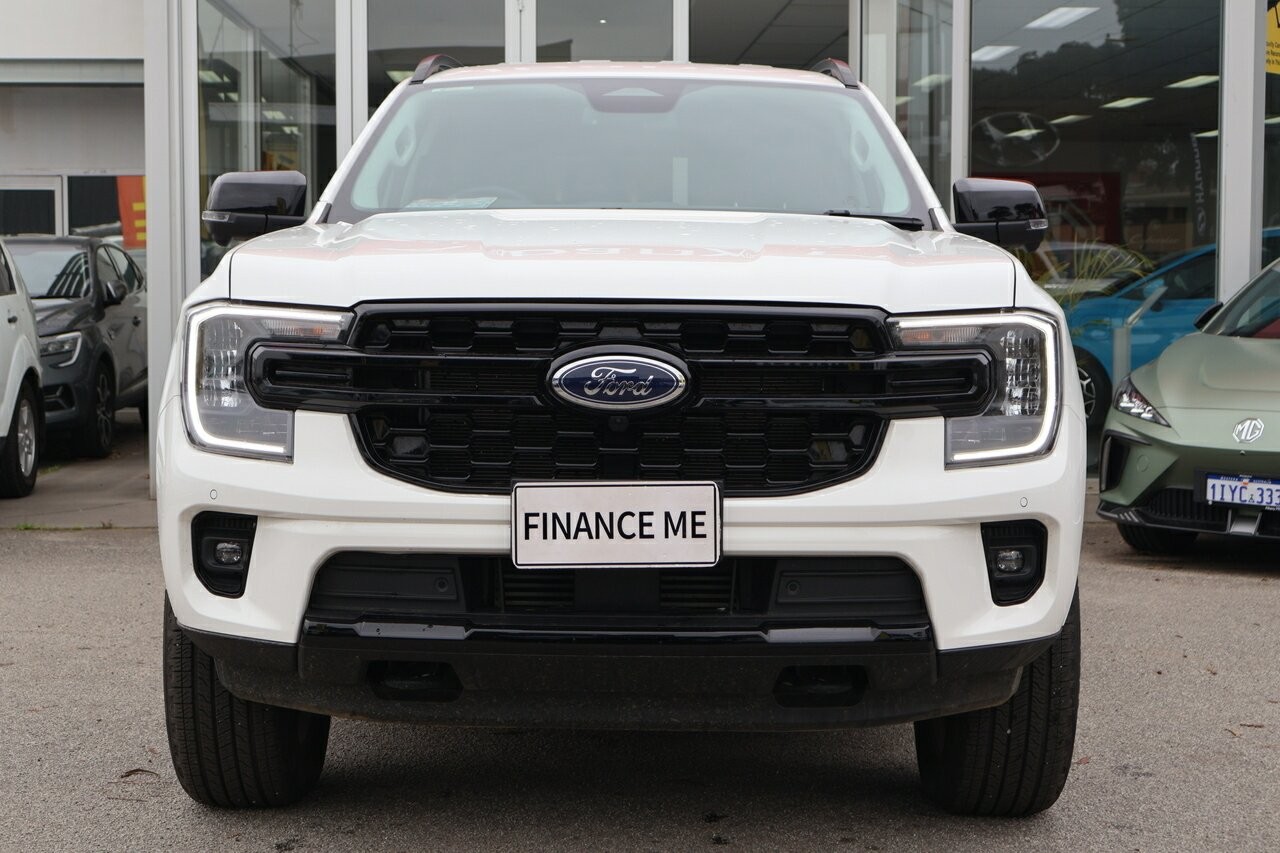 Ford Everest image 2