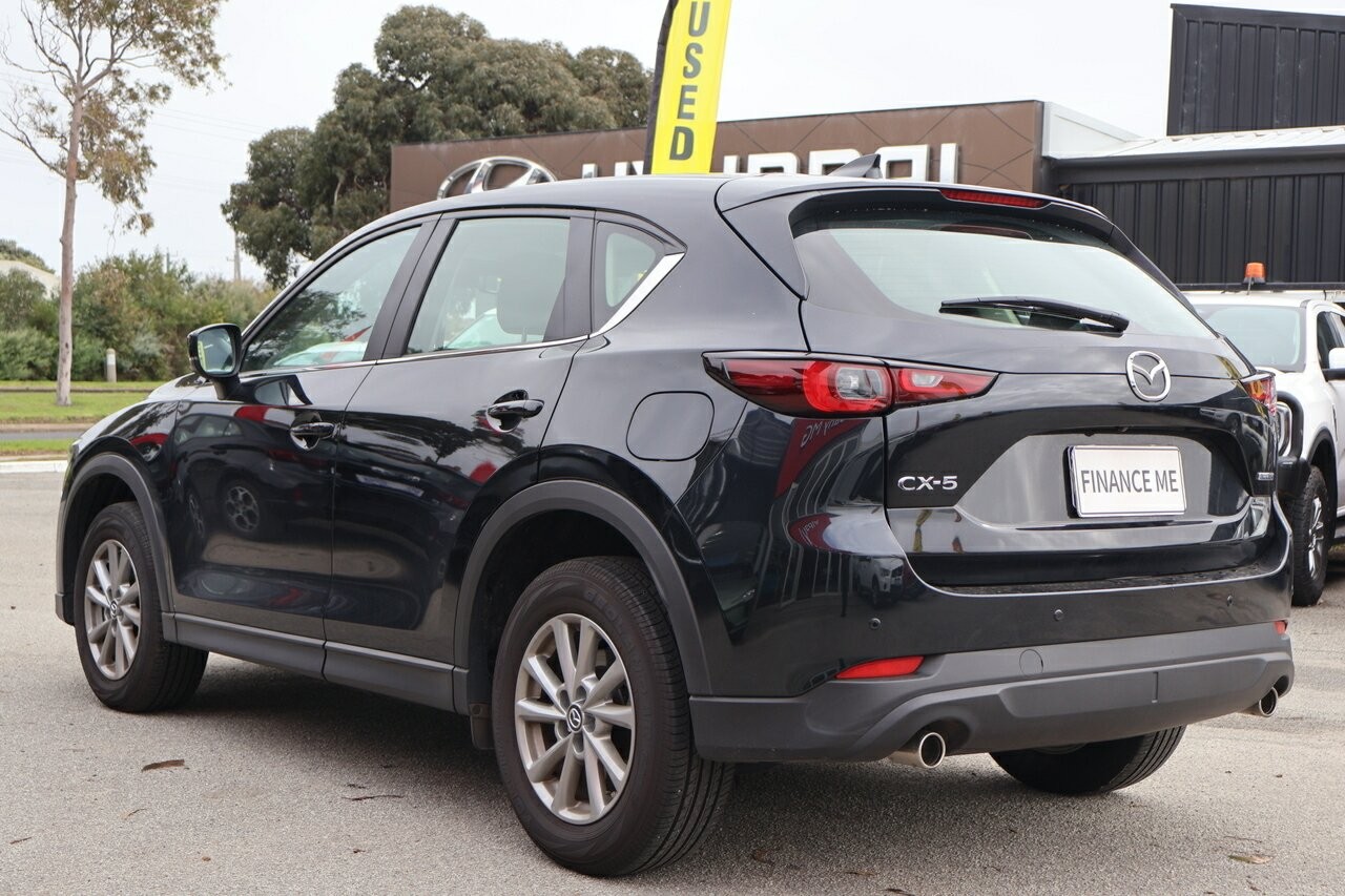 Mazda Cx-5 image 4