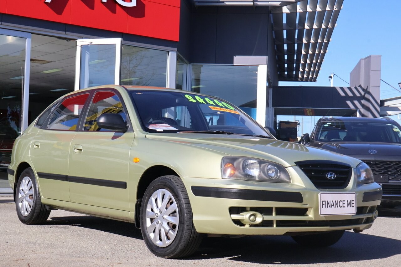 Hyundai Elantra image 1