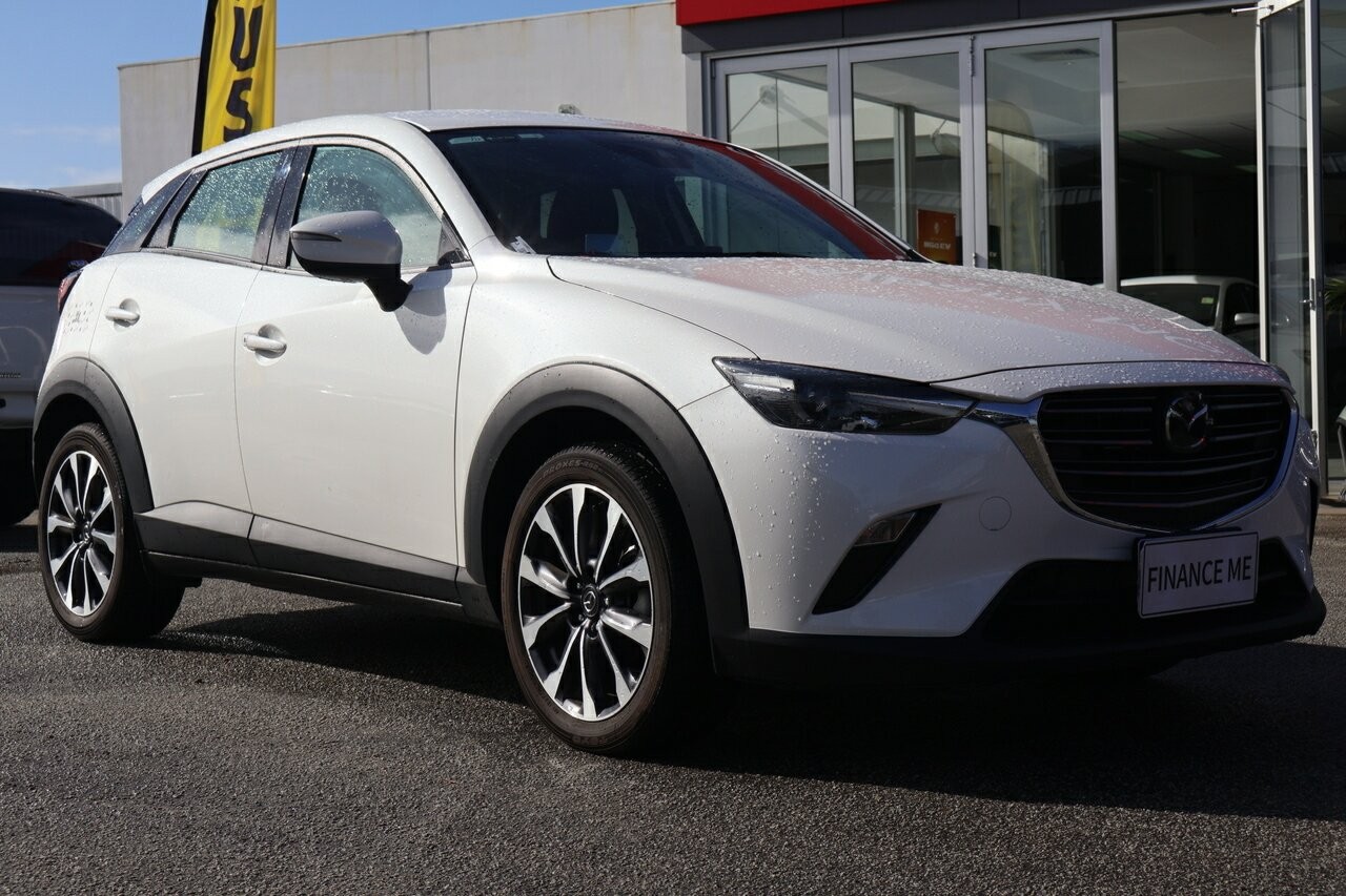Mazda Cx-3 image 1
