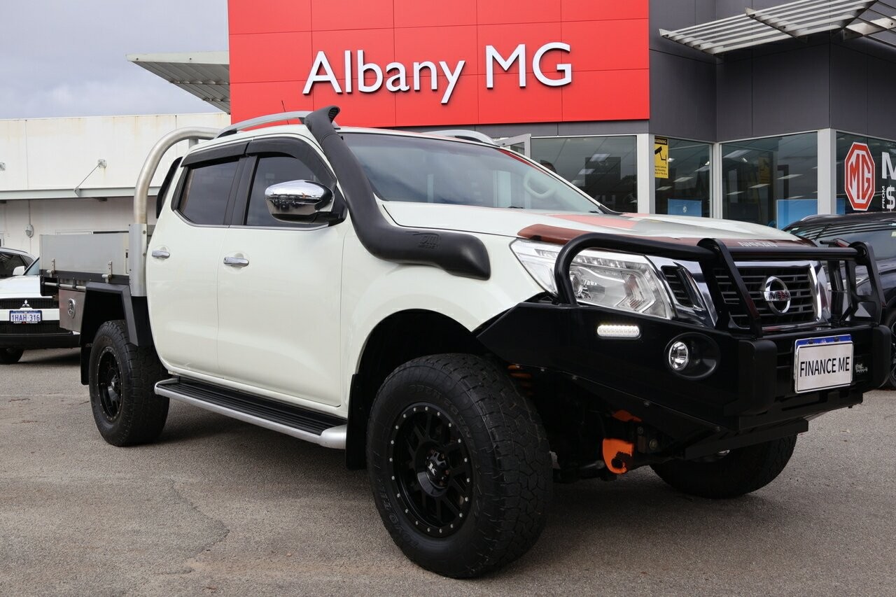 Nissan Navara image 1