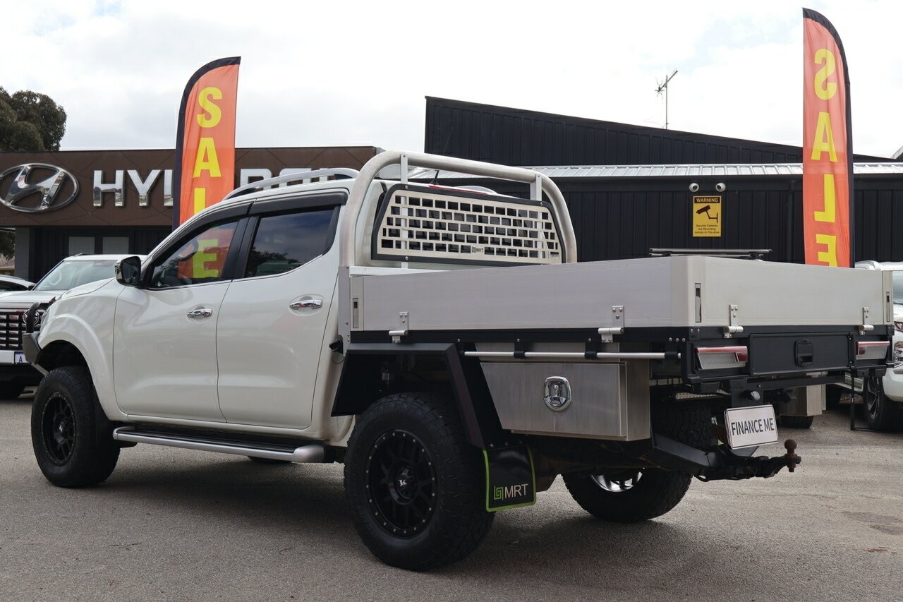 Nissan Navara image 4