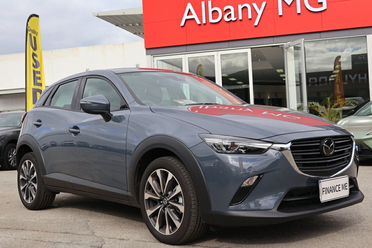 Mazda Cx-3 image 1