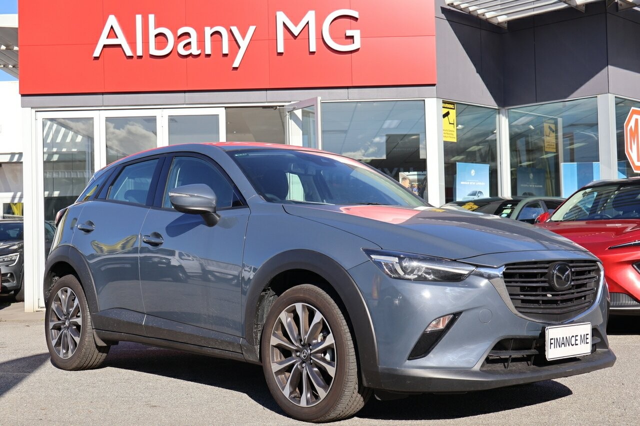 Mazda Cx-3 image 1