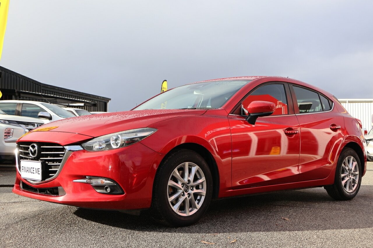 Mazda 3 image 3