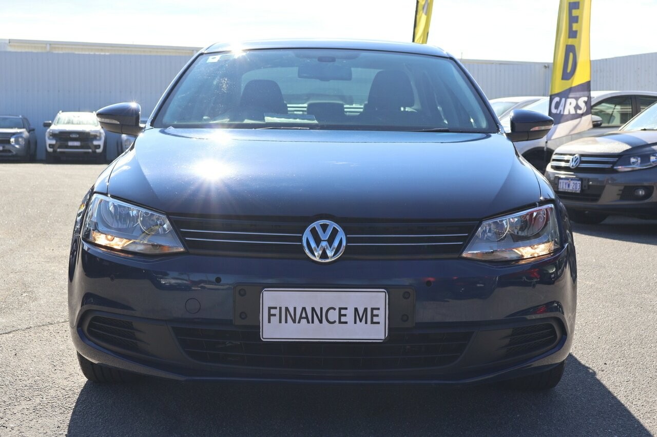 Volkswagen Jetta image 3