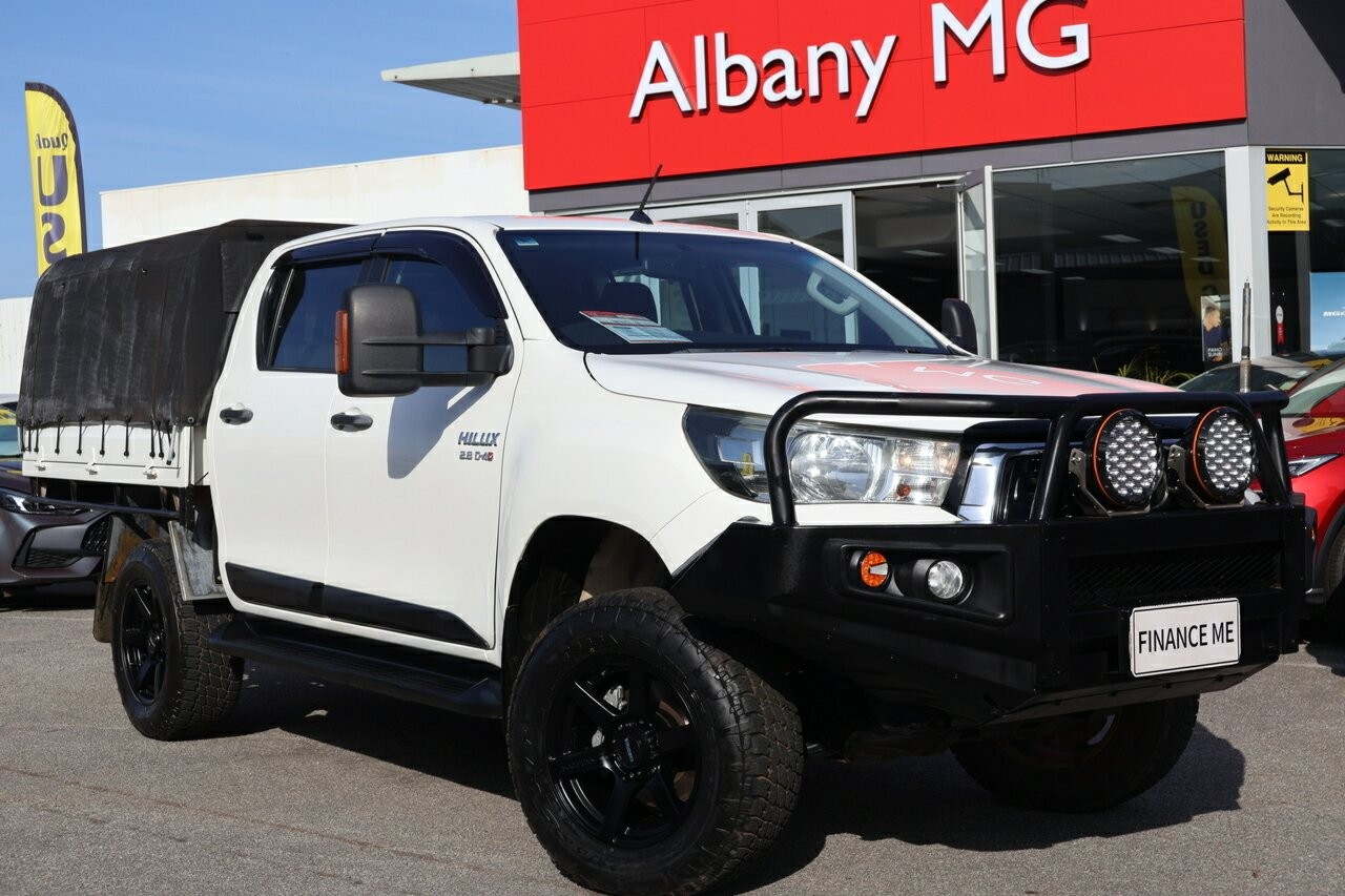 Toyota Hilux image 1