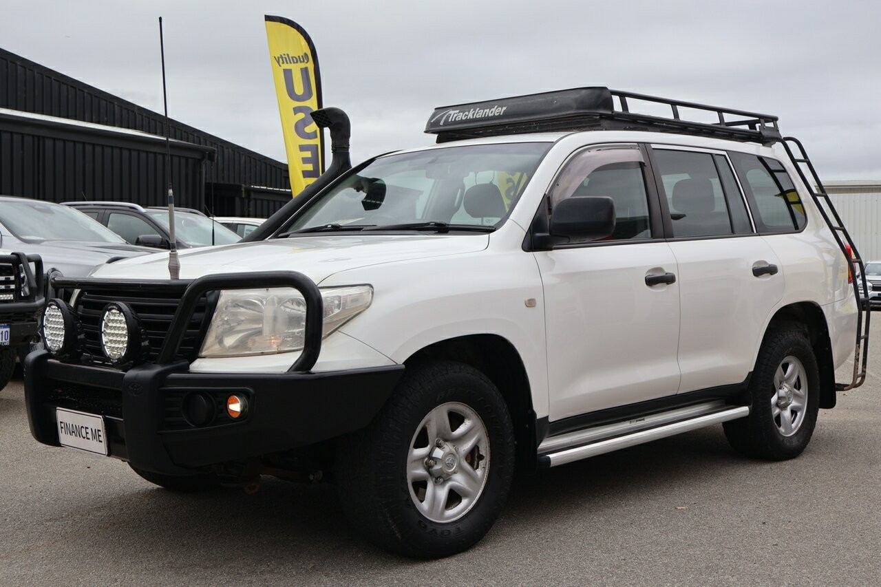 Toyota Landcruiser image 4