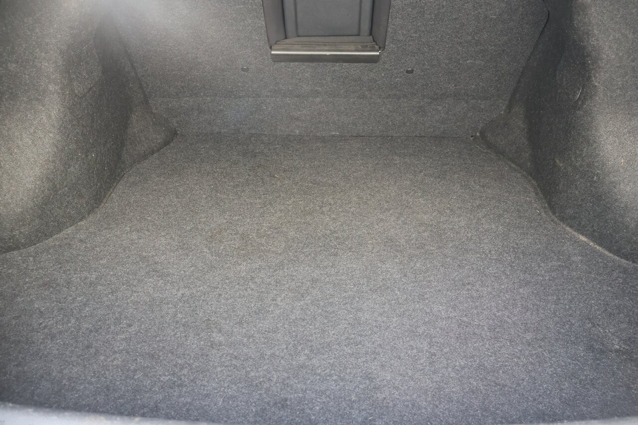 Nissan Pulsar image 4