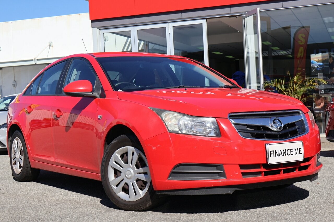 Holden Cruze image 1