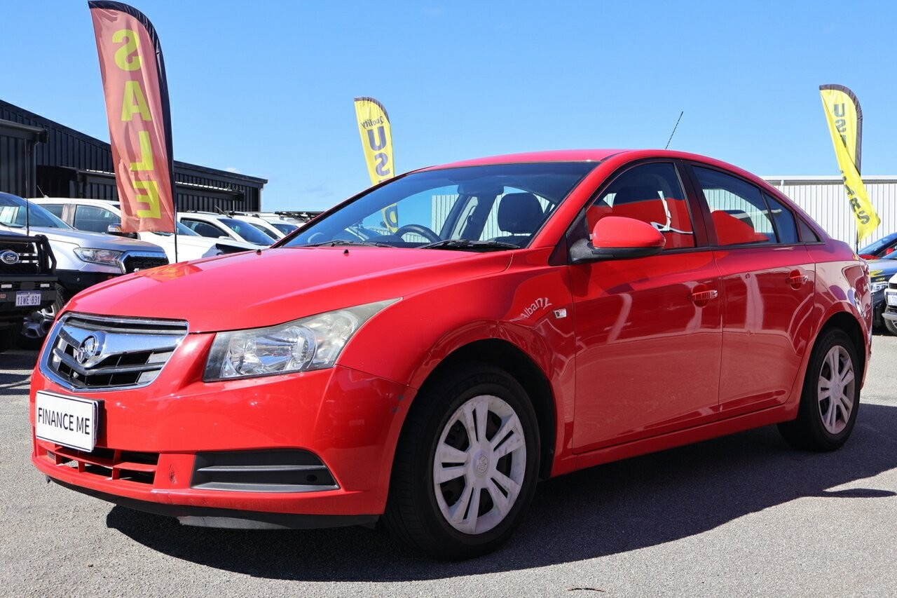 Holden Cruze image 4