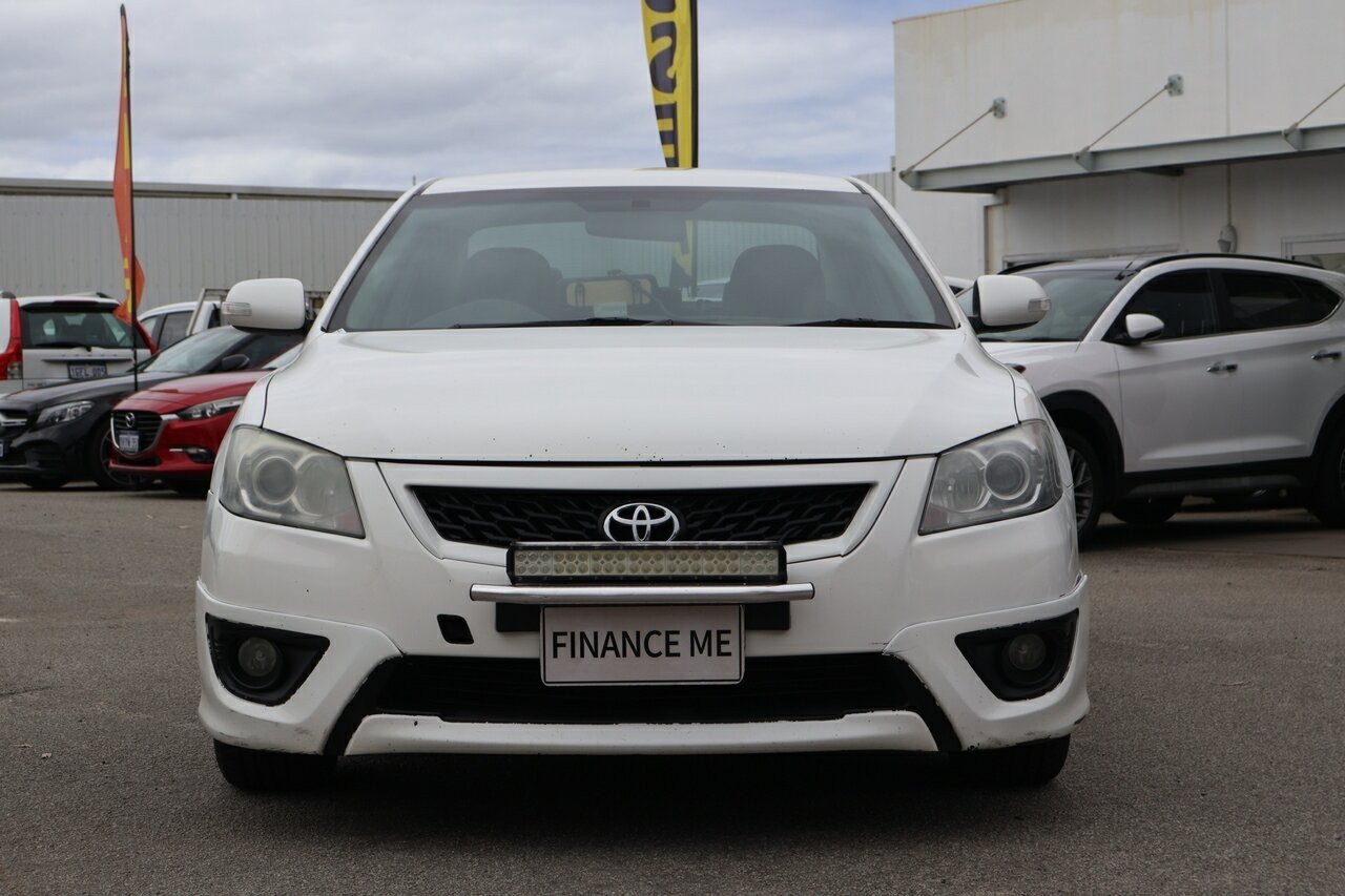 Toyota Aurion image 3