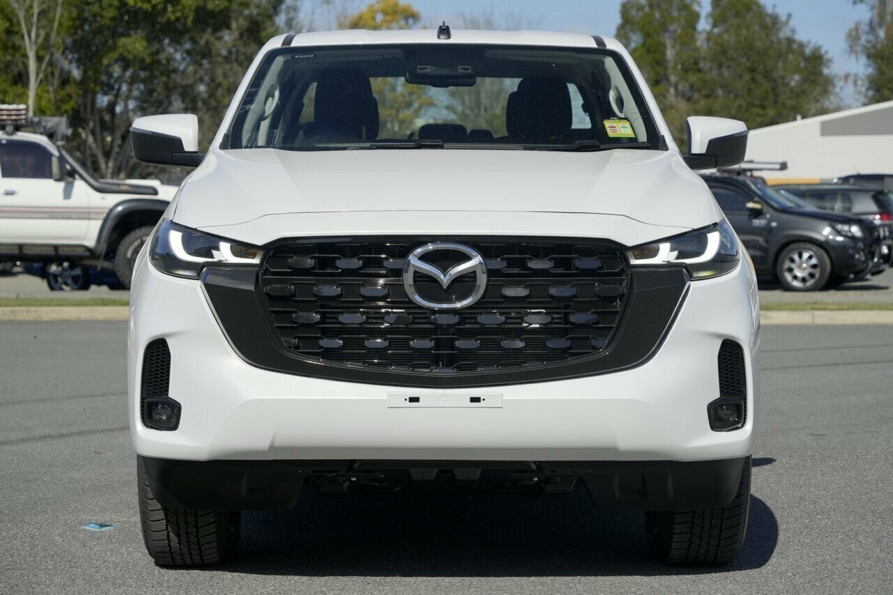 Mazda Bt-50 image 4