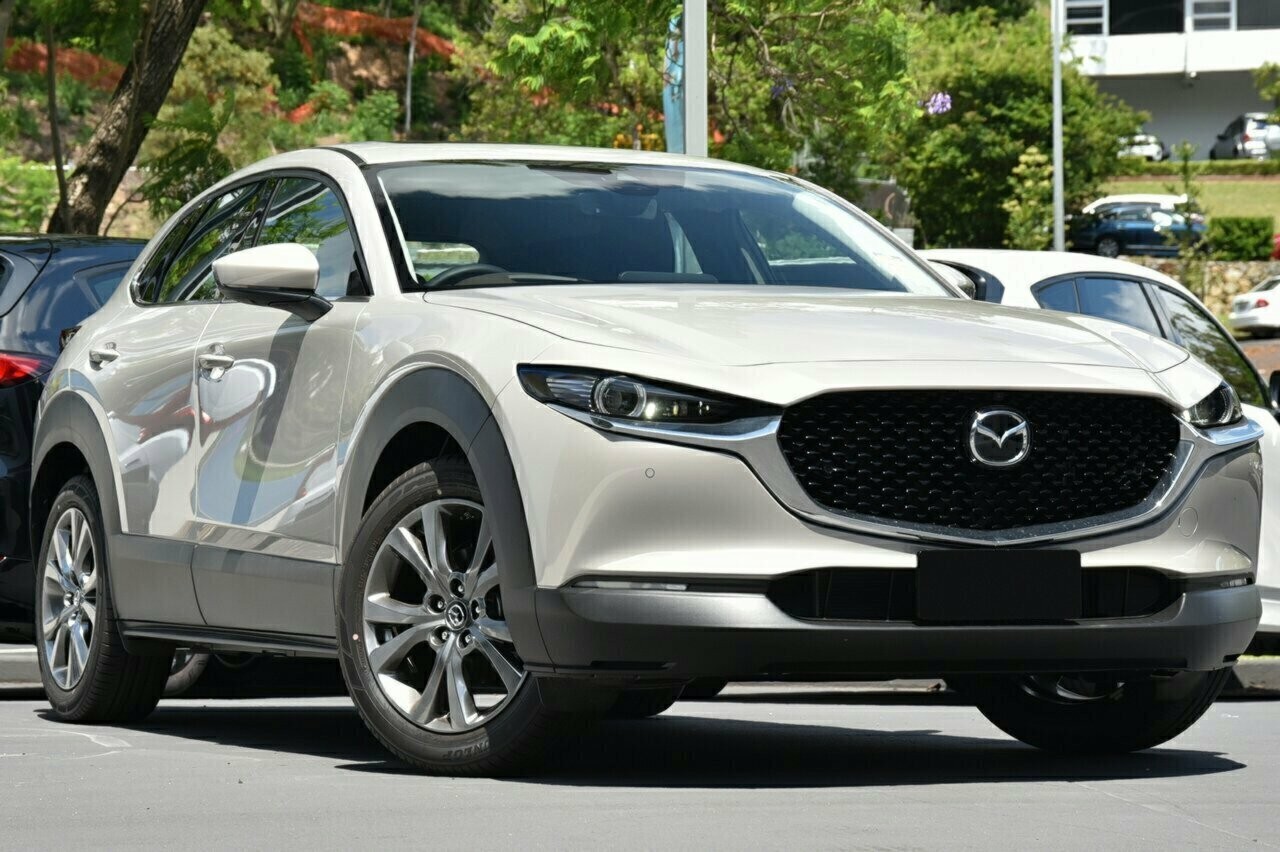 Mazda Cx-30 image 1