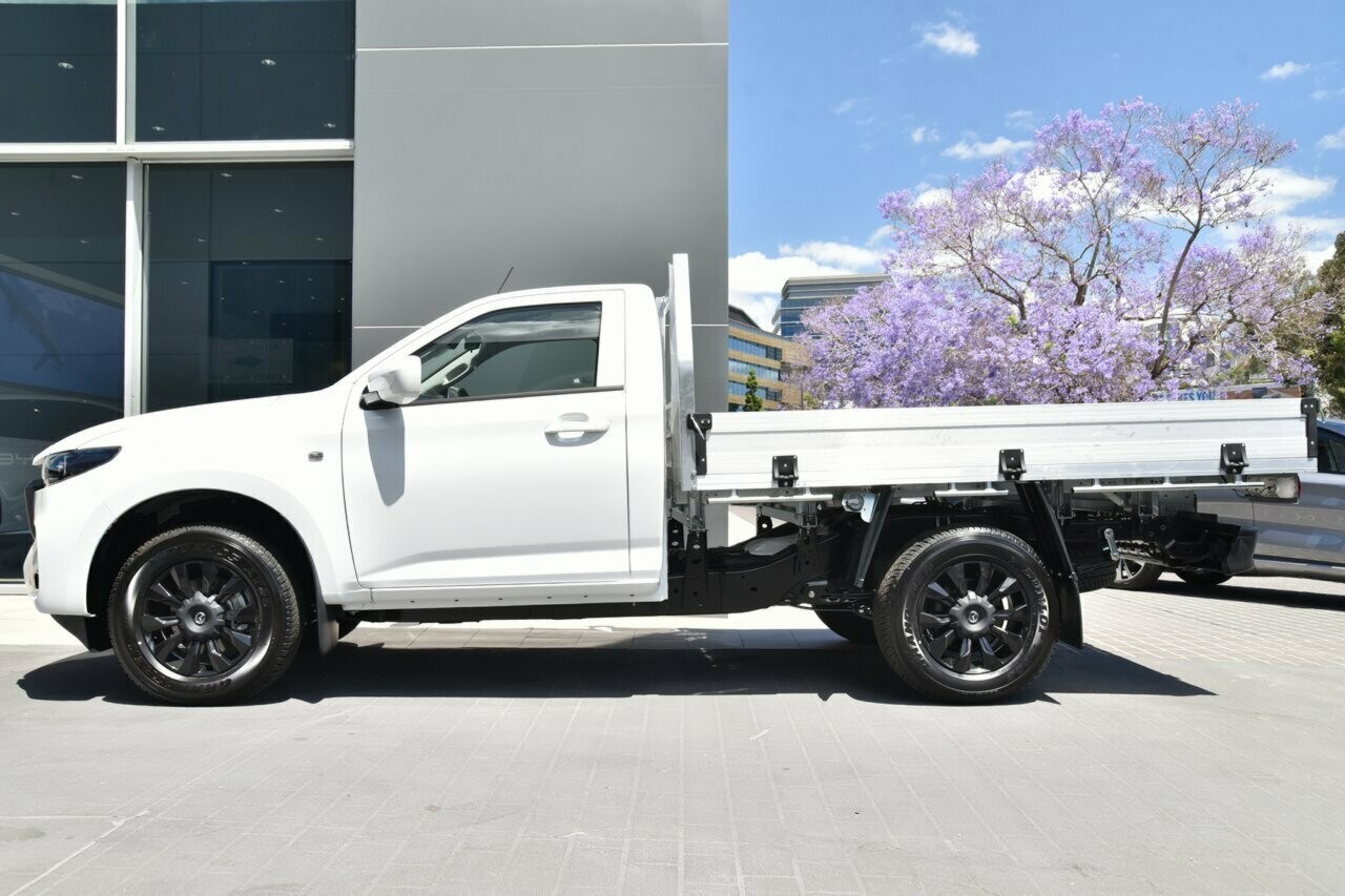 Mazda Bt-50 image 2