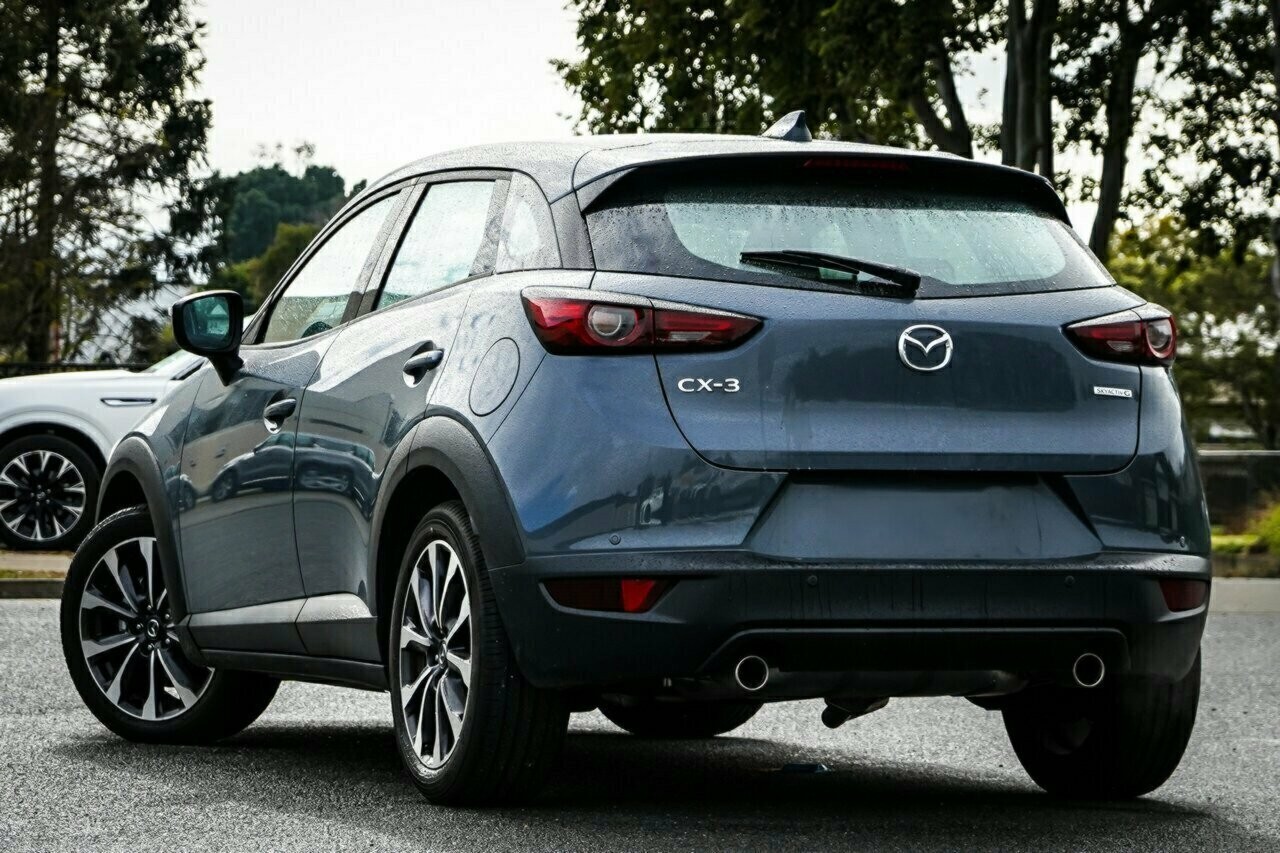 Mazda Cx-3 image 3