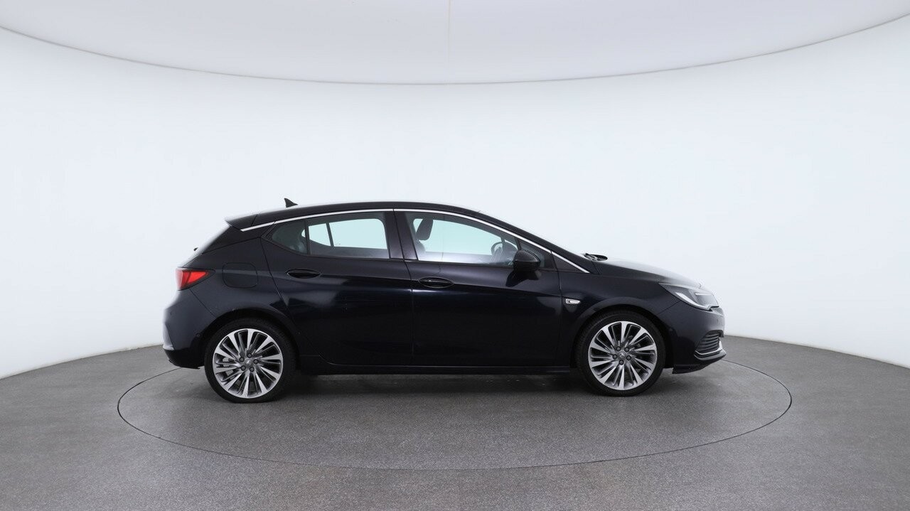 Holden Astra image 3