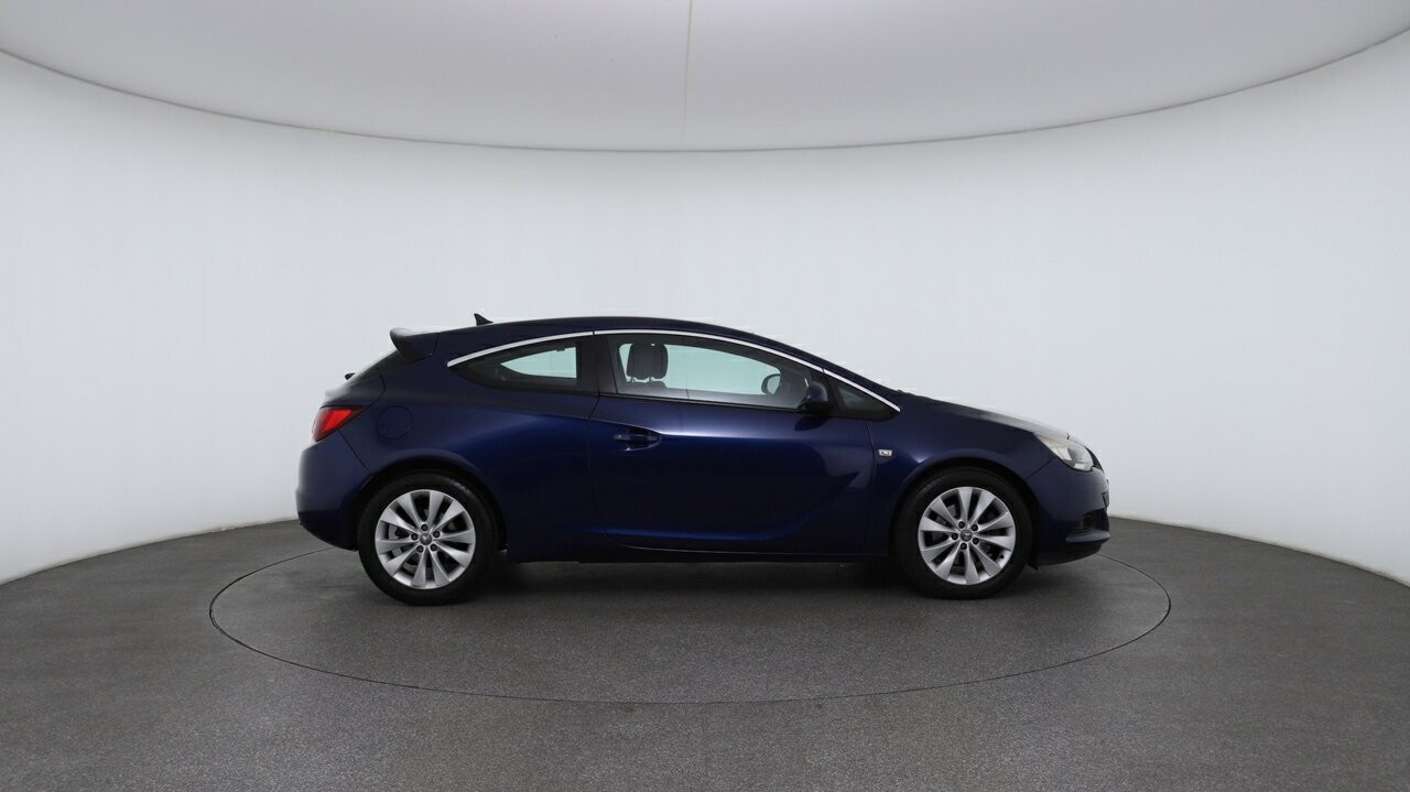 Holden Astra image 3