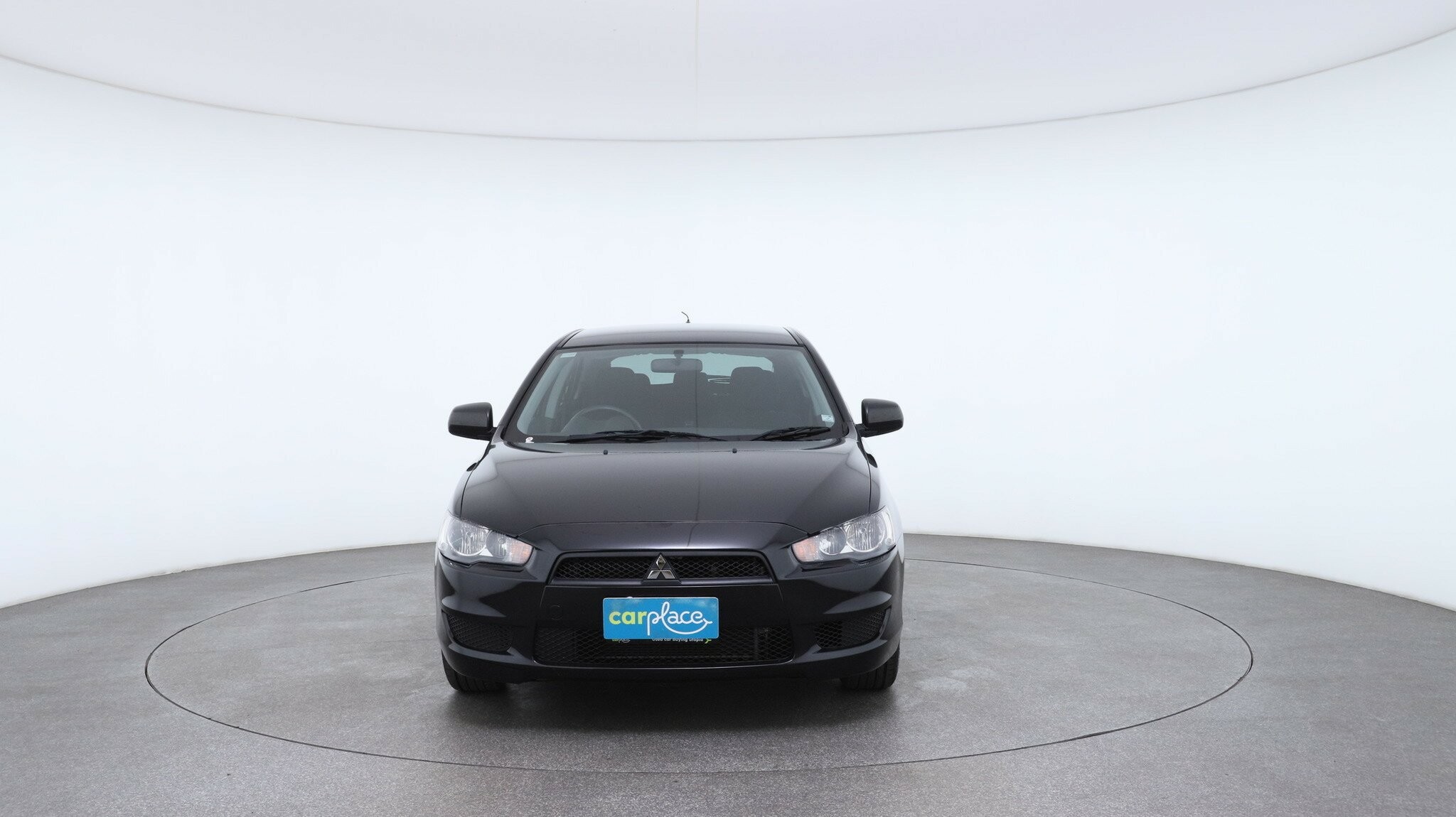 Mitsubishi Lancer image 2