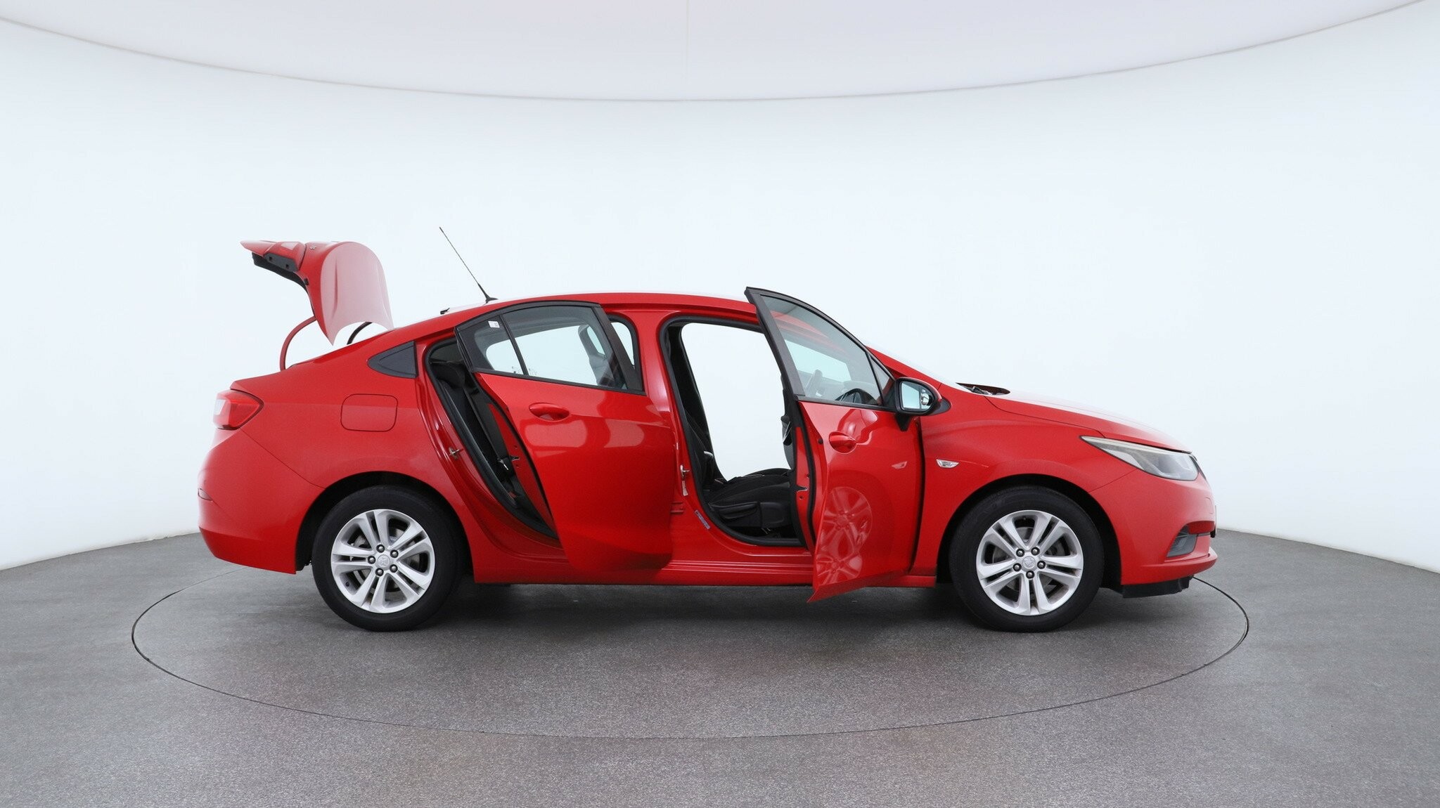 Holden Astra image 4