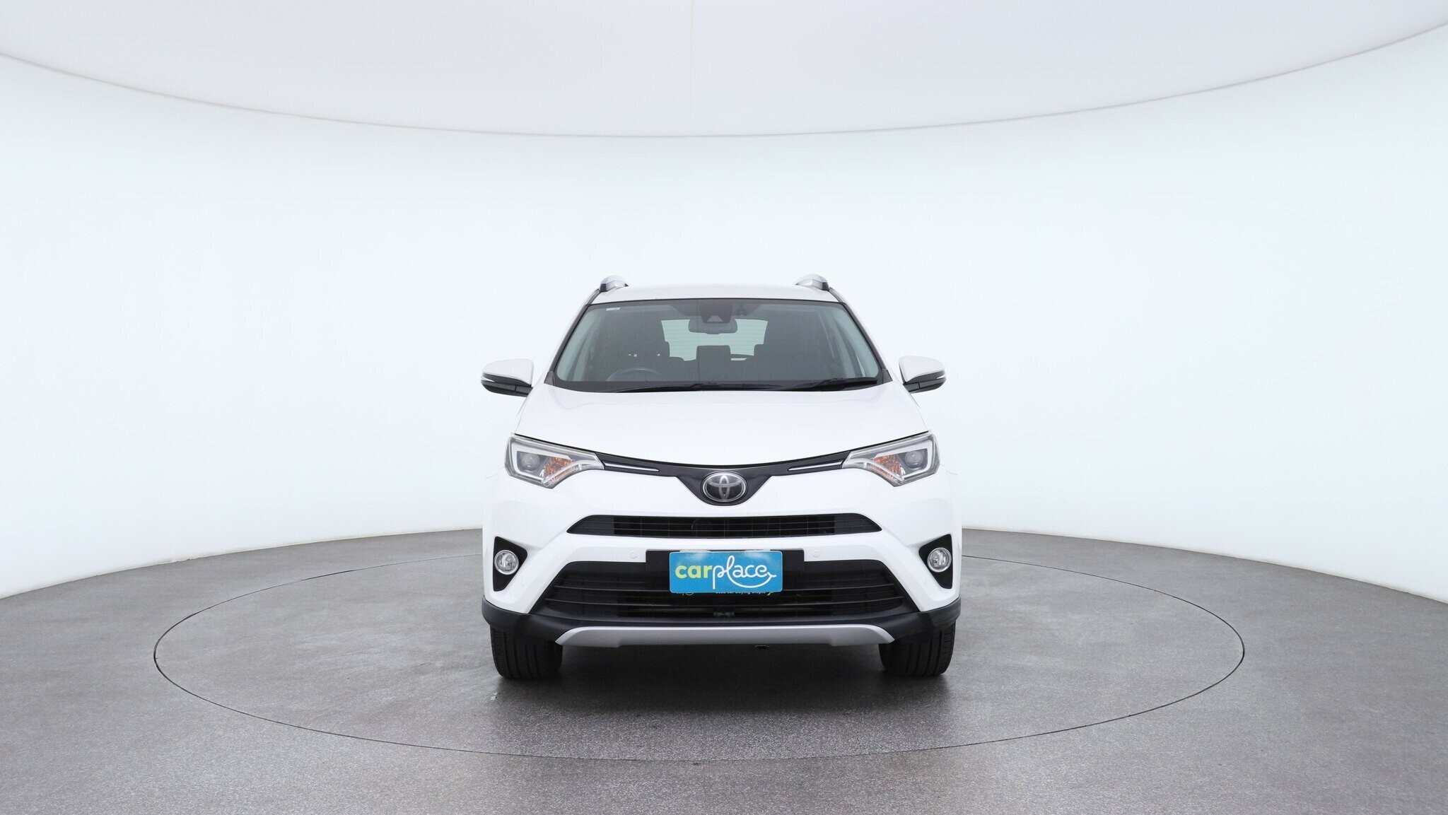 Toyota Rav4 image 2