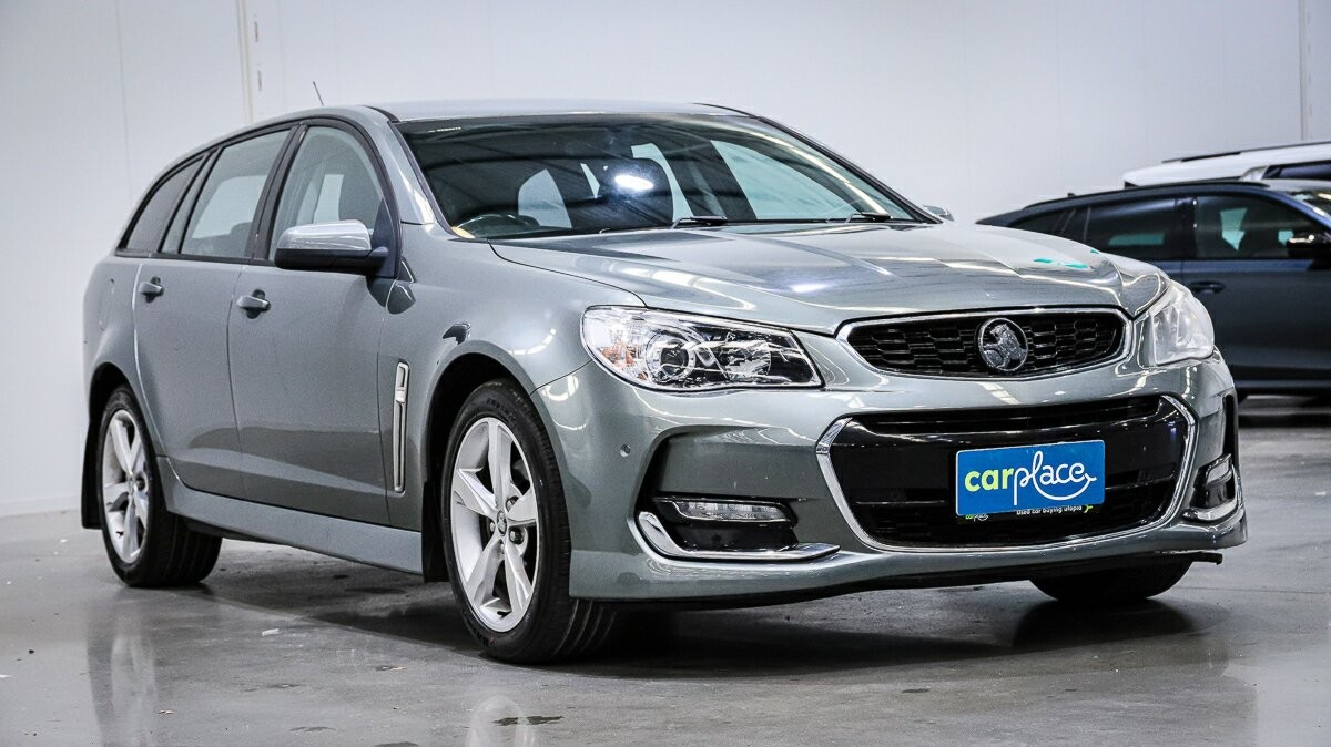 Holden Commodore image 3