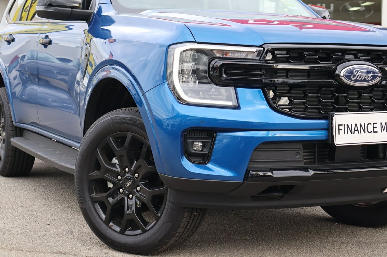 Ford Everest image 2